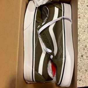 🆕 VANS